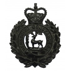 Berkshire Constabulary Black Wreath Helmet Plate - Queen's Crown