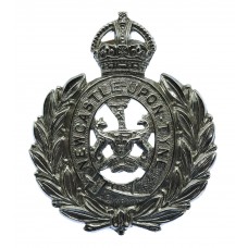 Newcastle-Upon-Tyne City Police Chrome Wreath Cap Badge - King's Crown