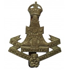 Yorkshire Regiment (Green Howards) Cap Badge - King's Crown