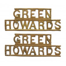 Pair of Green Howards (GREEN/HOWARDS) Brass Shoulder Titles