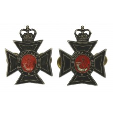 Pair of Canadian Brockville Rifles Collar Badges - Queen's Crown