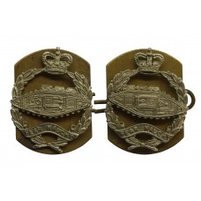 Pair of Royal Tank Regiment White Metal Collar Badges - Queen's Crown