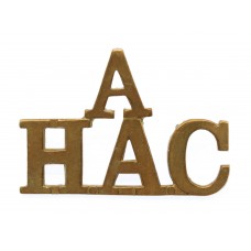 'A' Battery Honourable Artillery Company (A/H.A.C.) Shoulder Titl