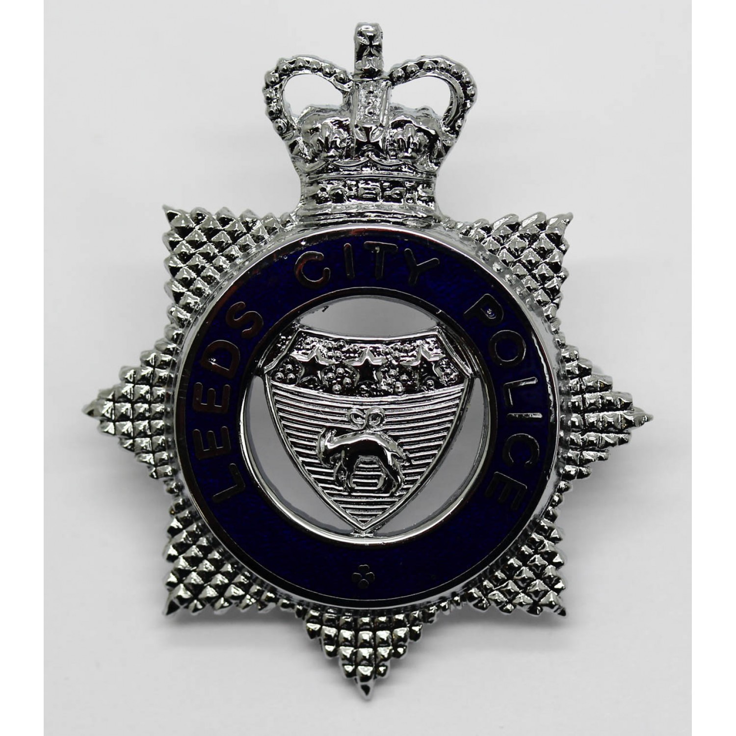 Leeds City Police Senior Officer's Enamelled Cap Badge - Queen's Crown