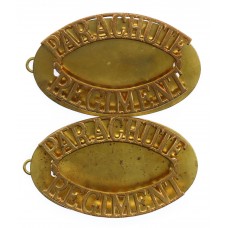 Pair of Parachute Regiment (PARACHUTE/REGIMENT) Shoulder Titles